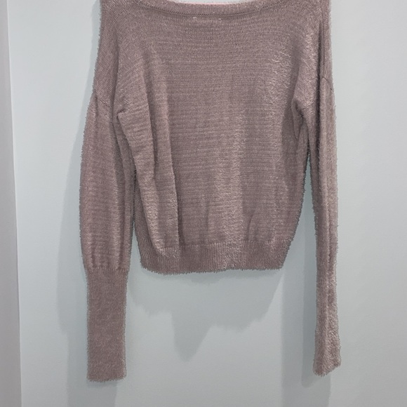 SUPER COZY SWEATER - Picture 3 of 4